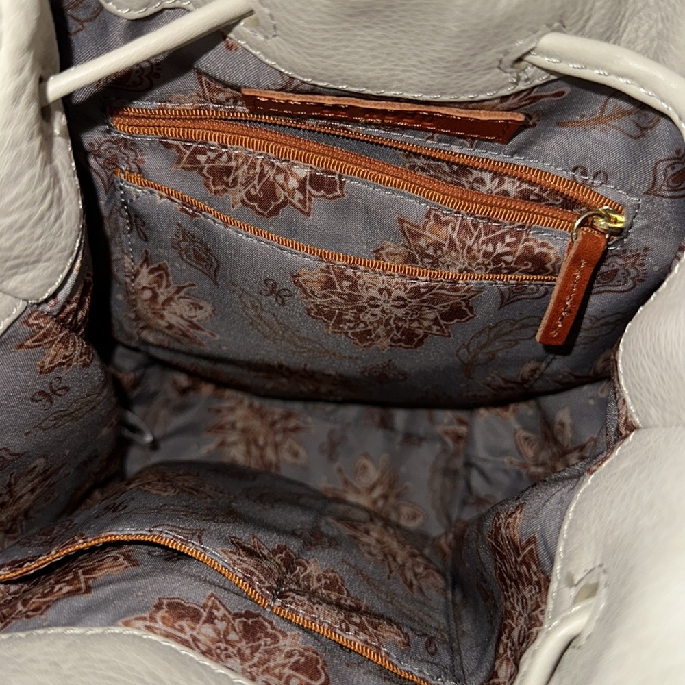 Rare HOBO Ramble Leather Drawstring Backpack - Picture 7 of 15